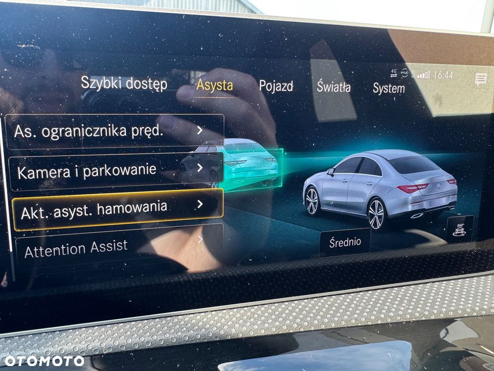 Mercedes-Benz CLA 220 4-Matic AMG Line 7G-DCT - 24