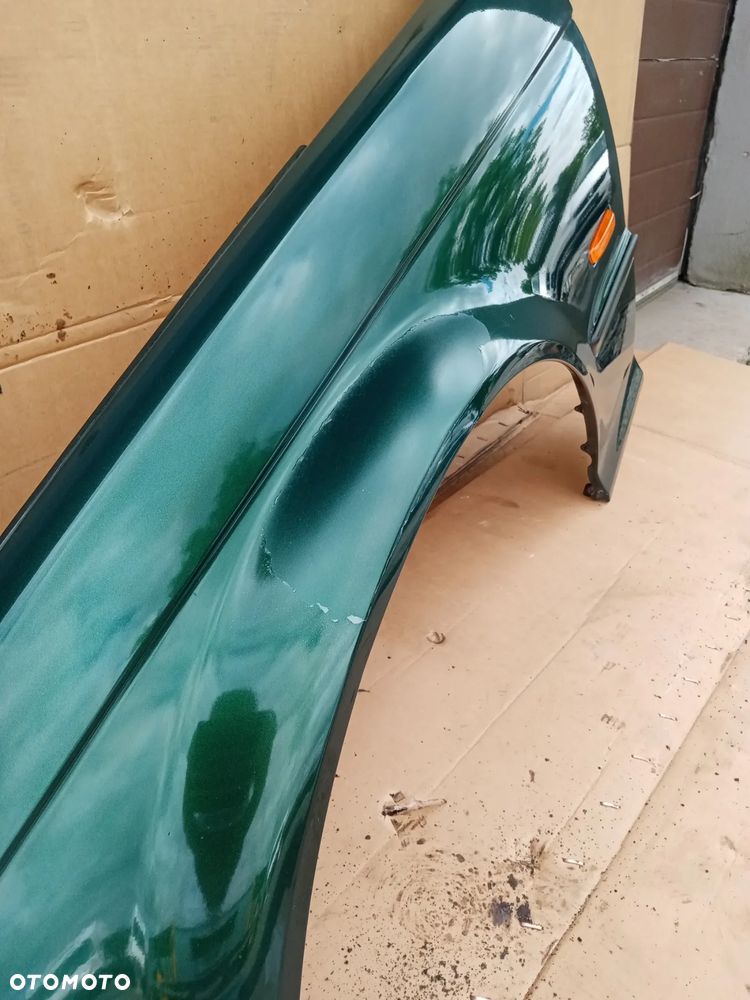 Błotnik lewy przód przedni BMW 3 E46 386/6 - 4