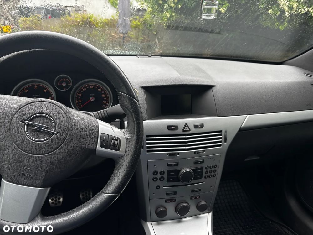 Opel Astra - 14