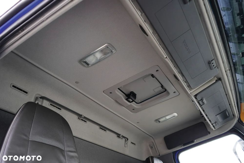 Volvo FM / 420 / 6 X 2 / SKRZYNIOWY + HDS / PALFINGER PK 26002 / WYS. 17 M / OŚ SKRĘTNA - 18