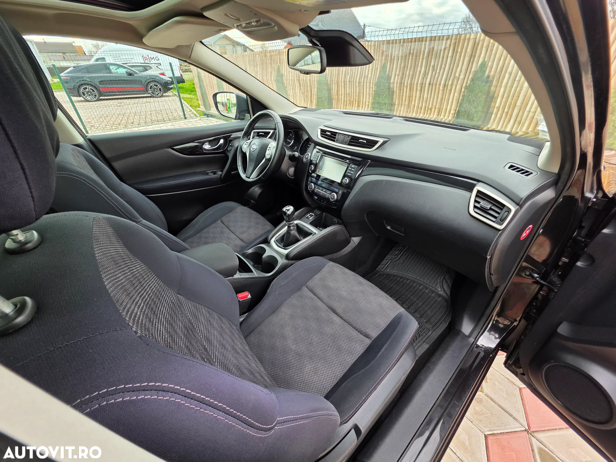 Nissan Qashqai 1.6 DCI TEKNA - 22
