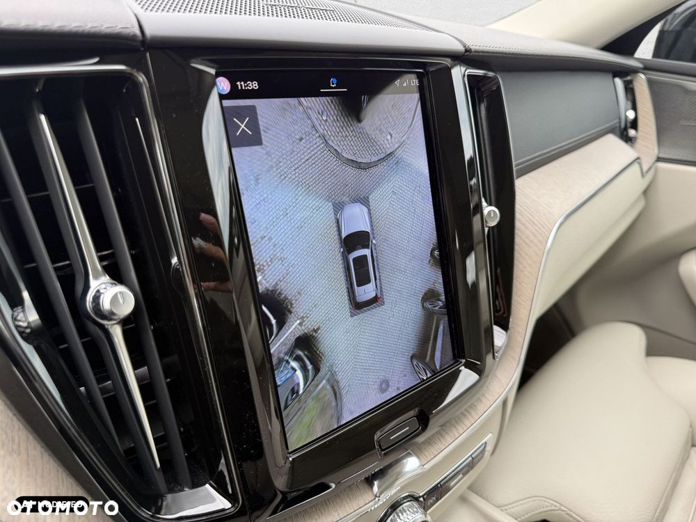 Volvo XC 60 - 22