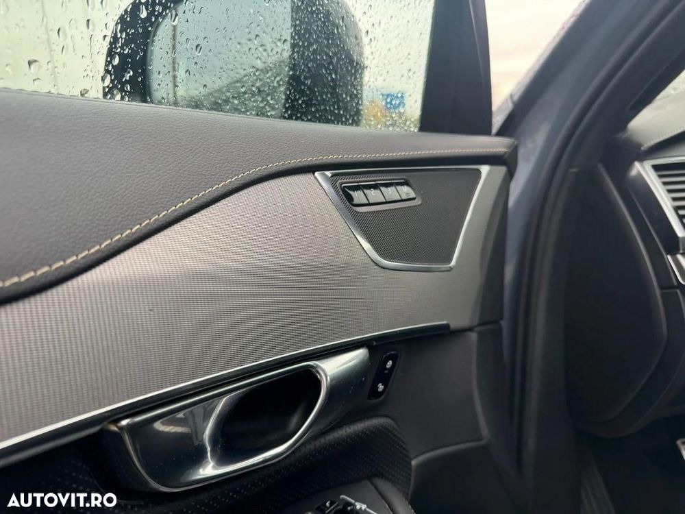 Volvo XC 90 T8 Twin Engine AWD R-Design - 14