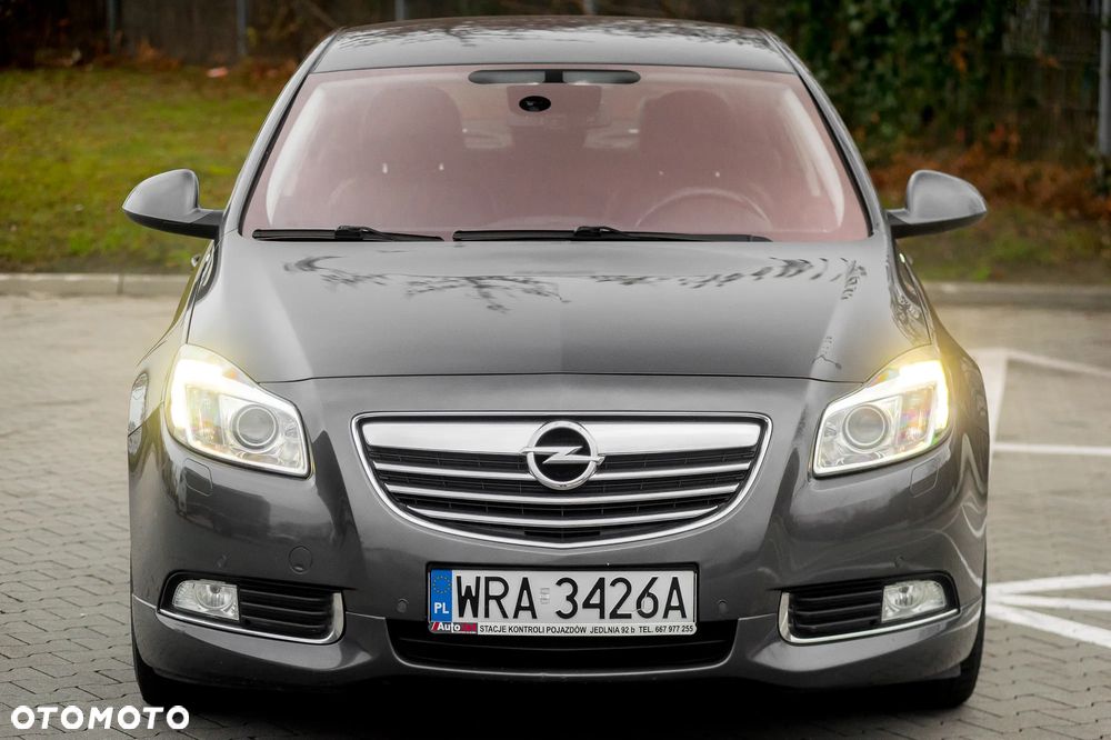 Opel Insignia 2.0 Turbo 4x4 Cosmo - 13