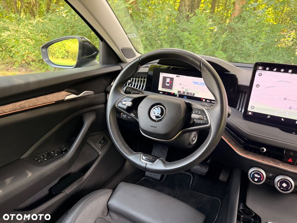 Skoda Superb 2.0 TDI SCR 4x4 L&K DSG - 17