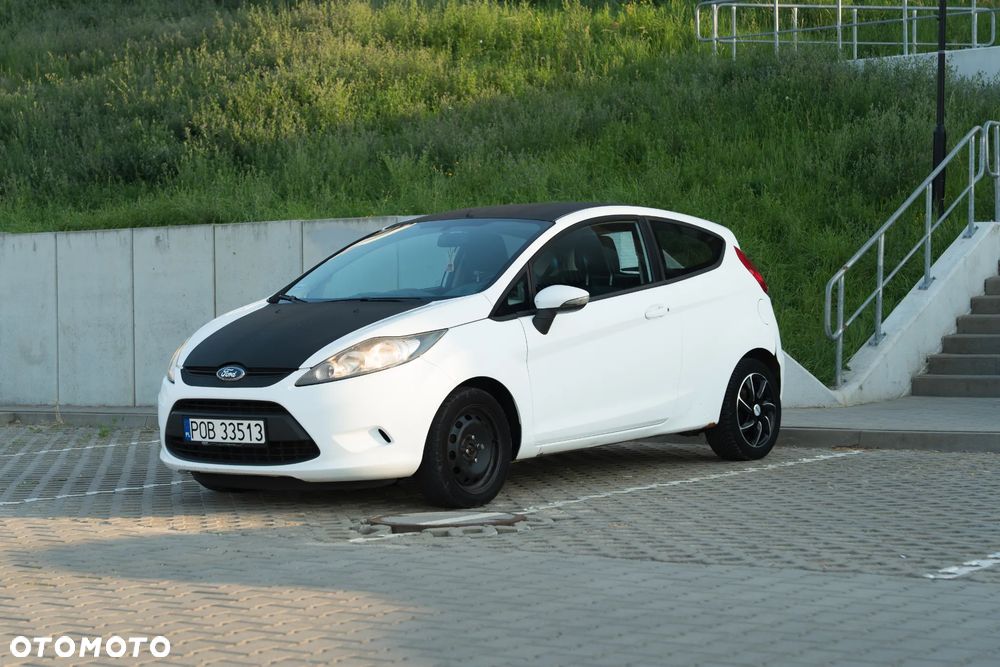 Ford Fiesta 1.4 TDCi Ambiente - 1