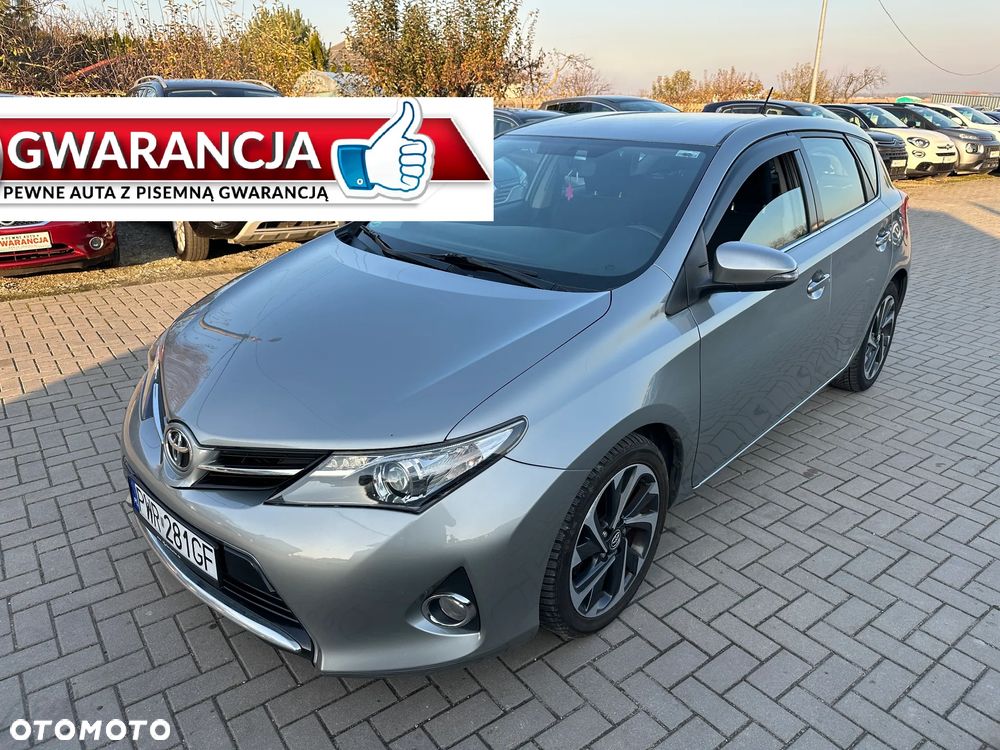 Toyota Auris - 1