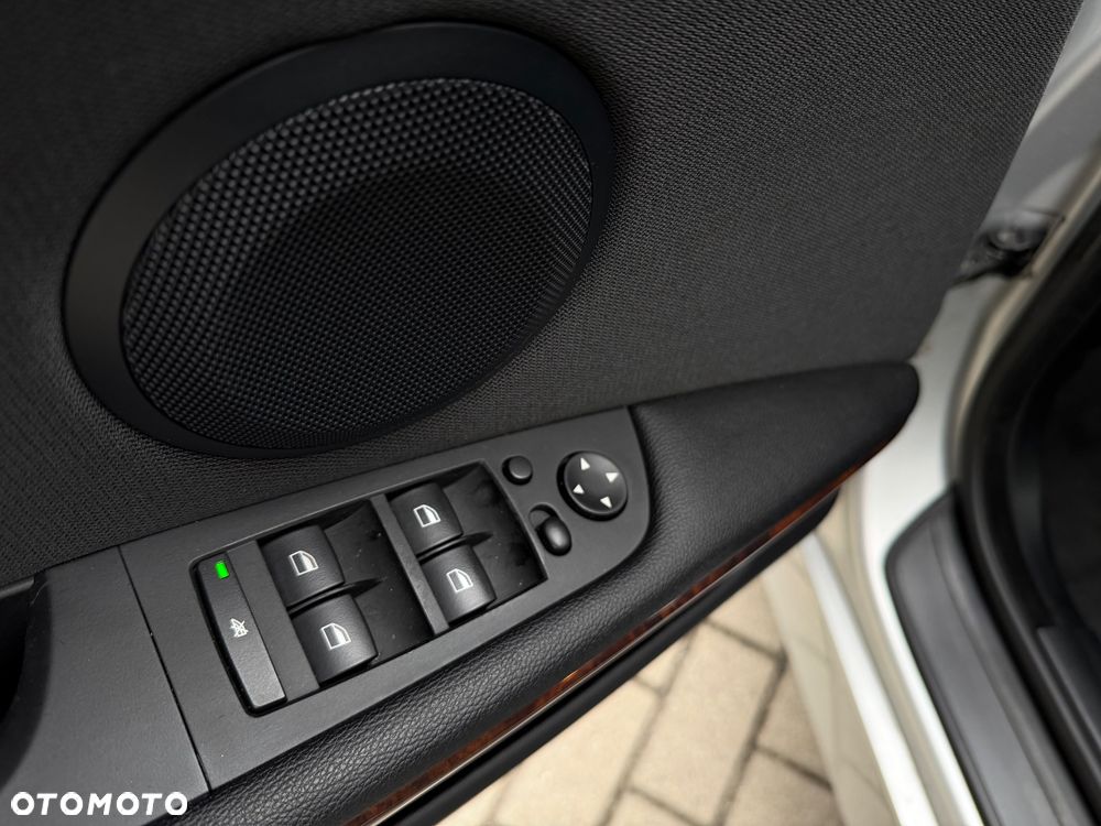BMW Seria 3 320i Edition Exclusive - 27