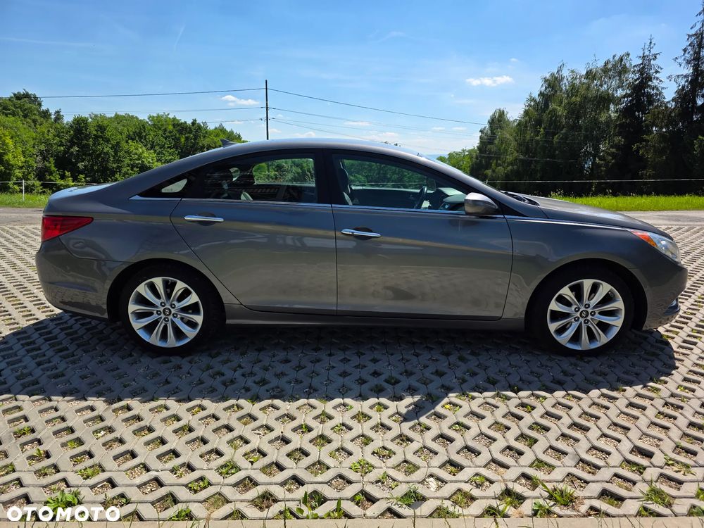 Hyundai Sonata - 15