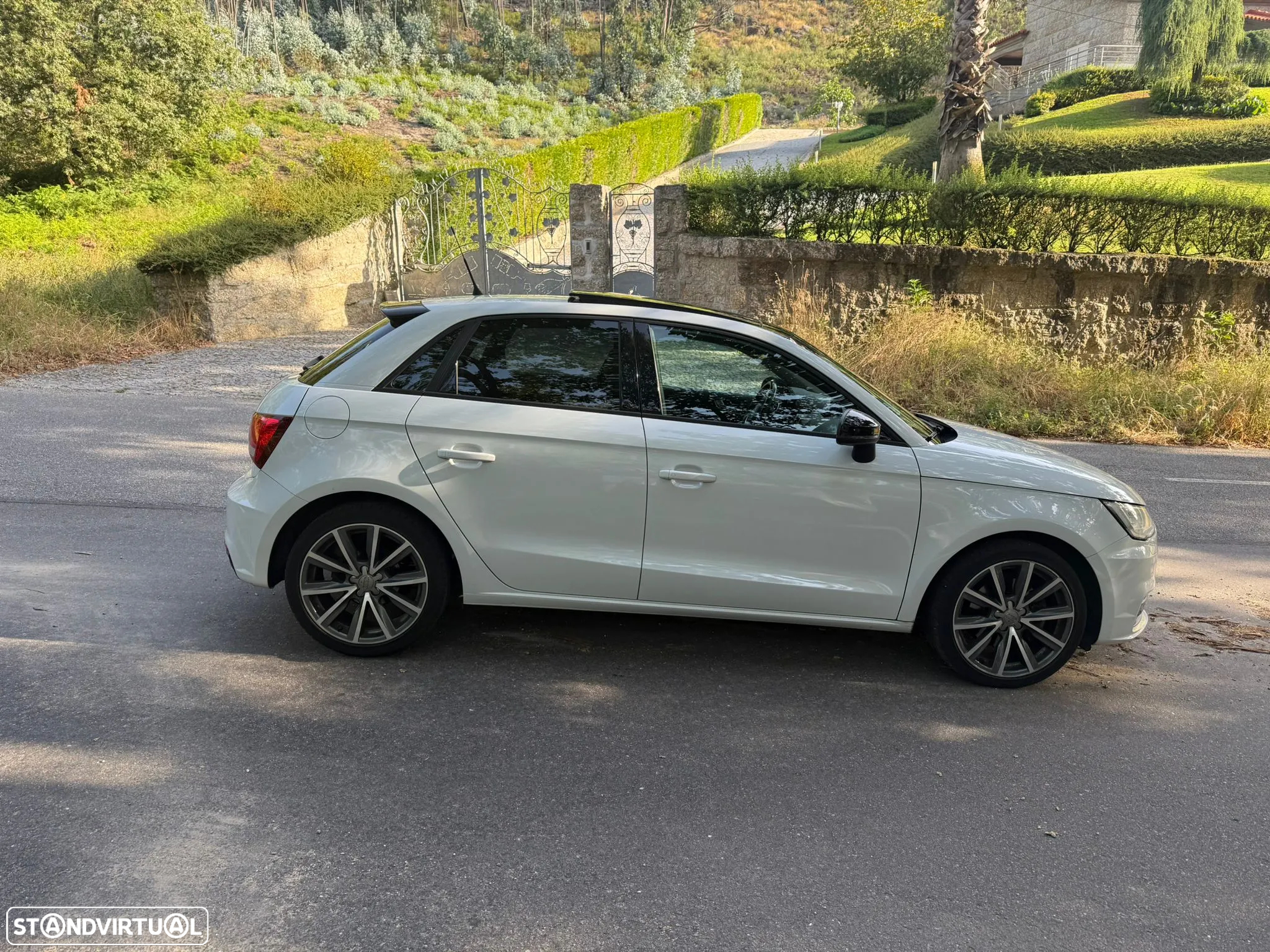 Audi A1 Sportback 1.6 TDI S line edition - 25