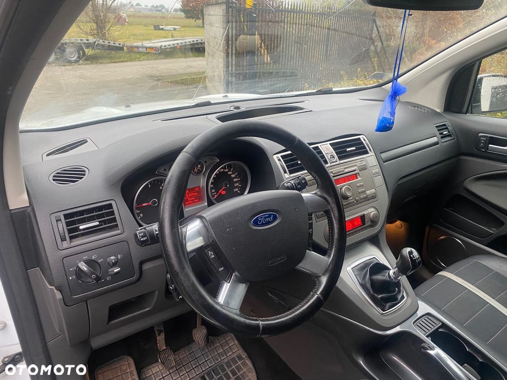 Ford Kuga 2.0 TDCi 4x4 Trend - 27