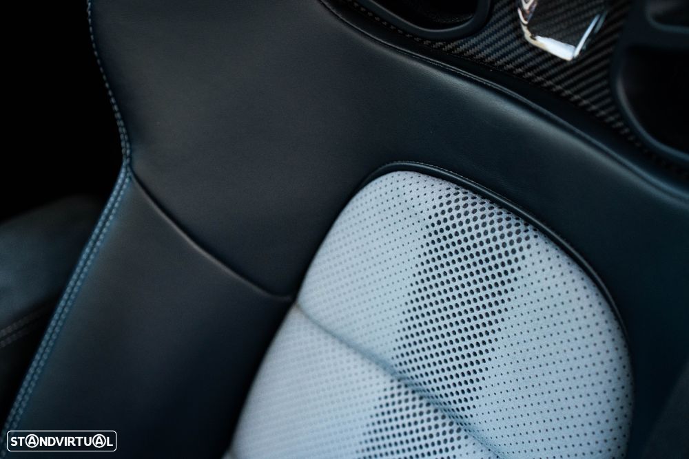 Porsche 718 Cayman GT4 RS - 47