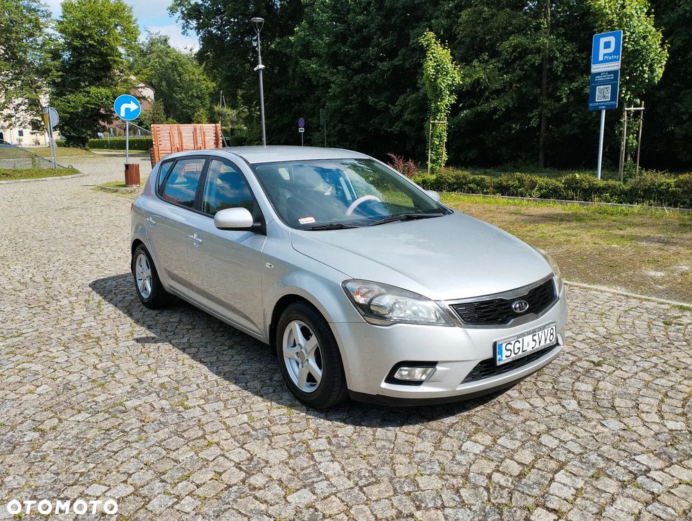 Kia Ceed 1.6 Crdi Comfort + - 11