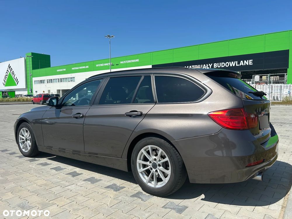 BMW Seria 3 320d Efficient Dynamics Edition - 13