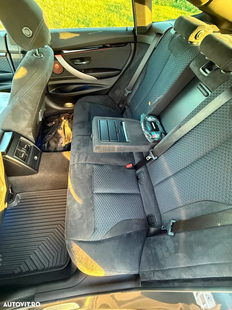 BMW Seria 3 320d Aut. M Sport - 10
