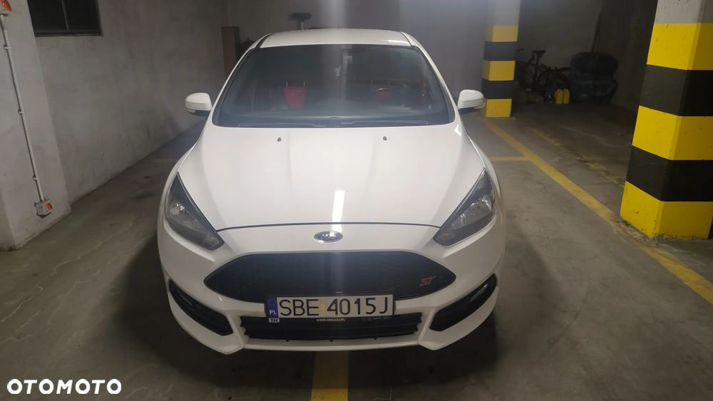 Ford Focus 2.0 EcoBoost ST-2 - 2