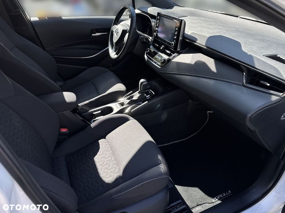 Toyota Corolla 1.8 Hybrid Comfort - 19