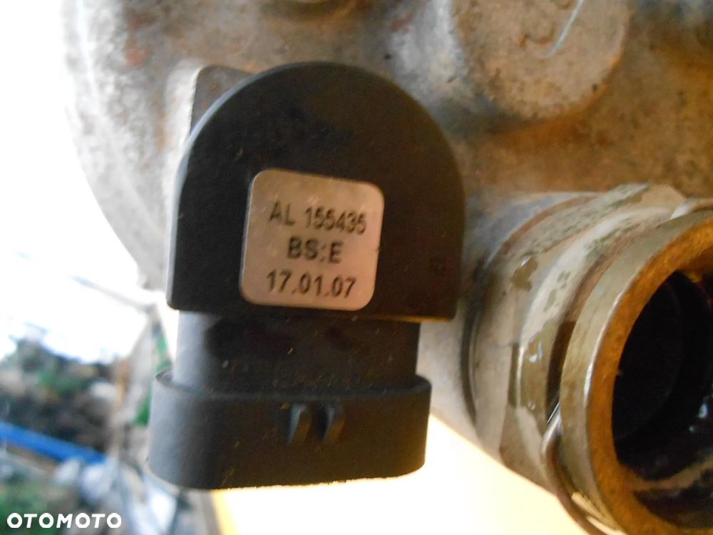 Obudowa filtra hydraulicznego AL166843 węże czujnik John Deere 6930 Premium - 4