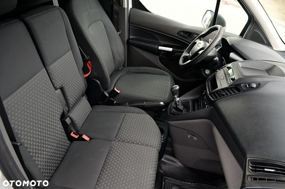 Ford Connect - 17