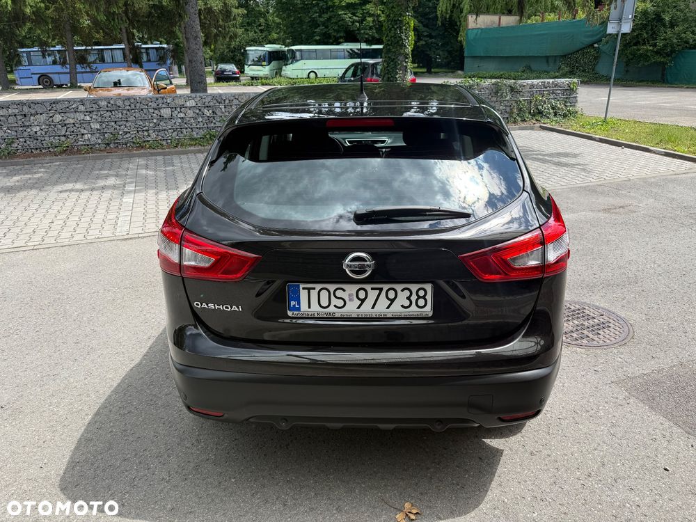 Nissan Qashqai 1.2 DIG-T Acenta EU6 - 17