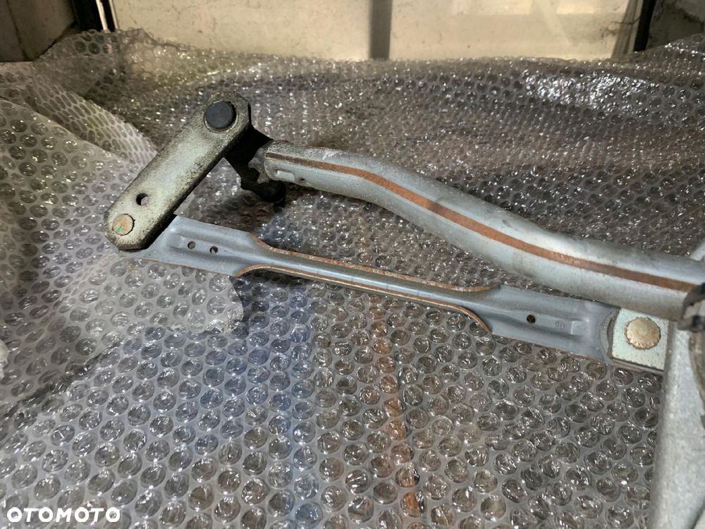 MECHANIZM SILNIK WYCIERACZEK VIVARO B TRAFIC III - 3