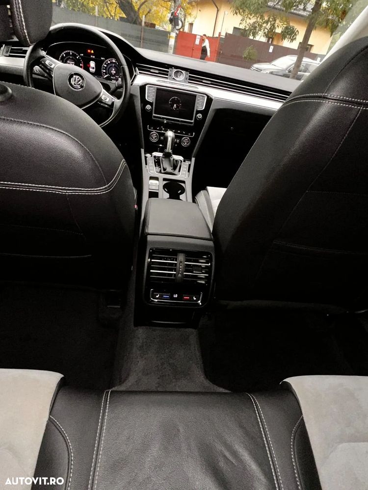 Volkswagen Passat - 7