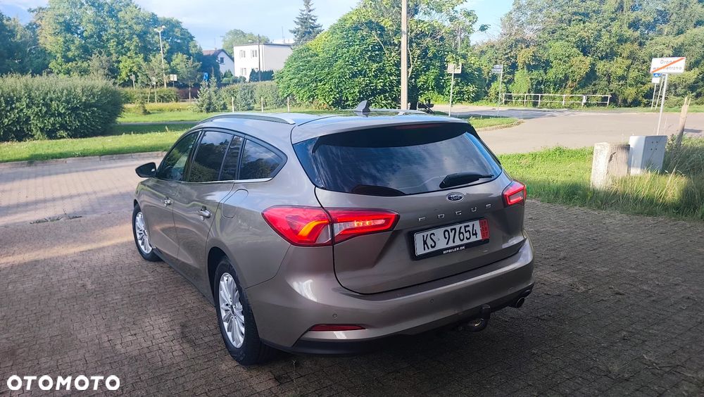 Ford Focus 2.0 EcoBlue Titanium - 20