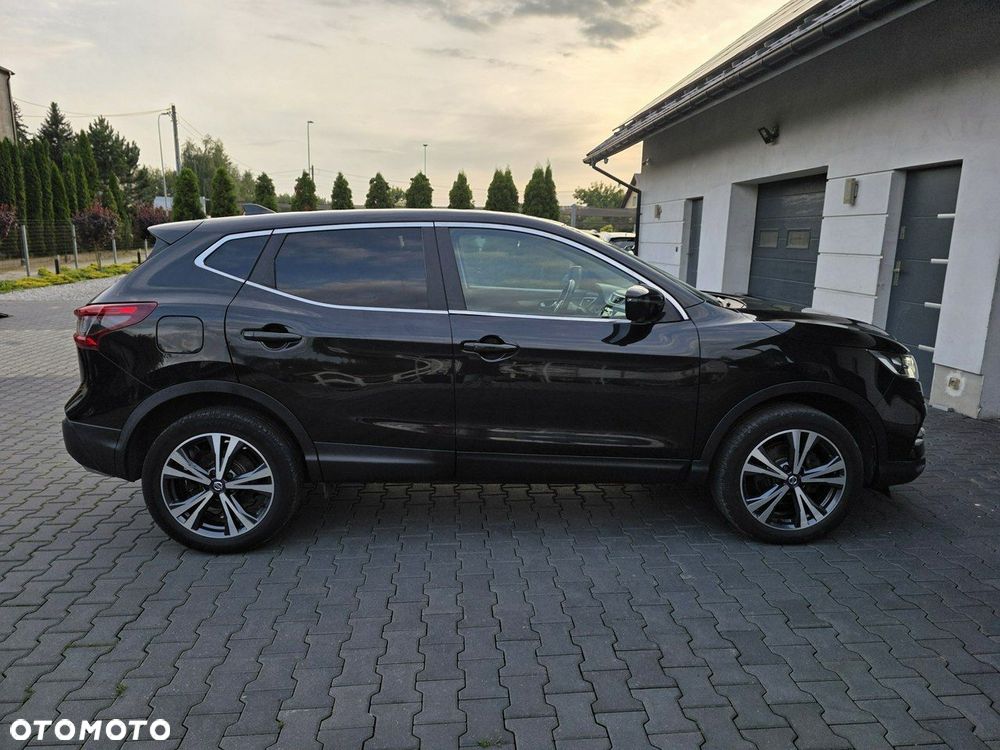 Nissan Qashqai - 4
