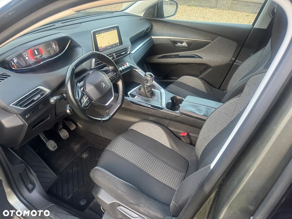 Peugeot 5008 1.2 PureTech Active Pack S&S - 13