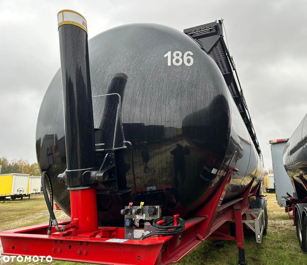 Feldbinder KIP 66.3 / 2022 / 66 m3 / 20 sztuk - 4