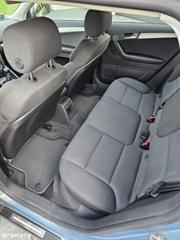 Audi A3 Sportback 2.0 TDI Ambiente - 17