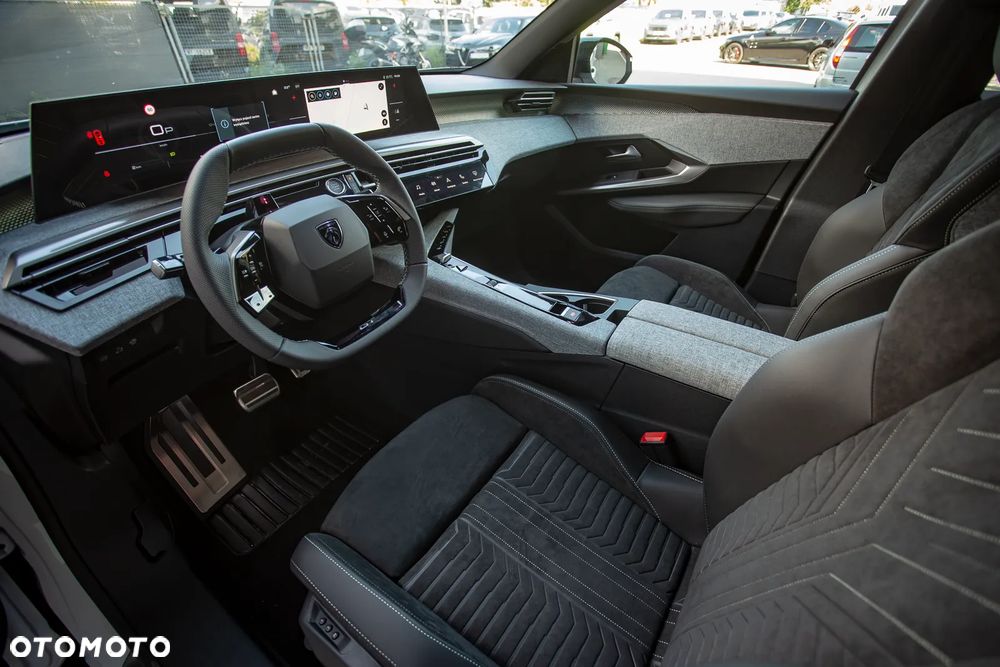 Peugeot 3008 1.2 PureTech mHEV GT Exclusive e-DCS6 - 20