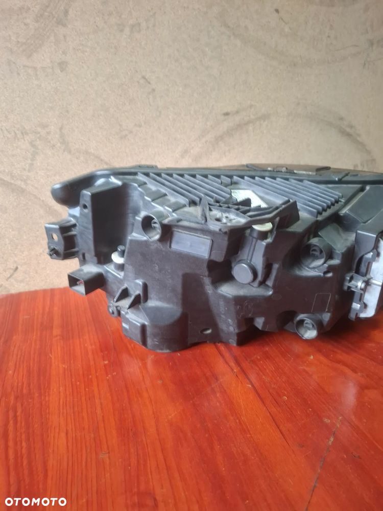 Volvo XC60 II Lampa Lewa Przód Full Led USA 31689277 - 5