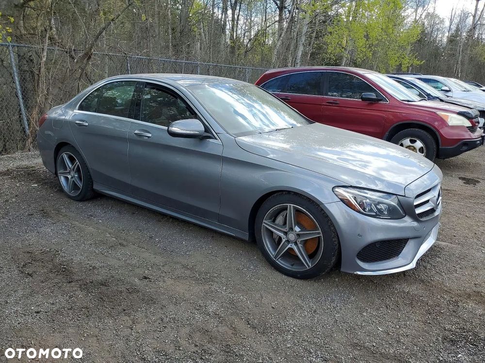 Mercedes-Benz Klasa C 300 9G-TRONIC AMG Line - 2