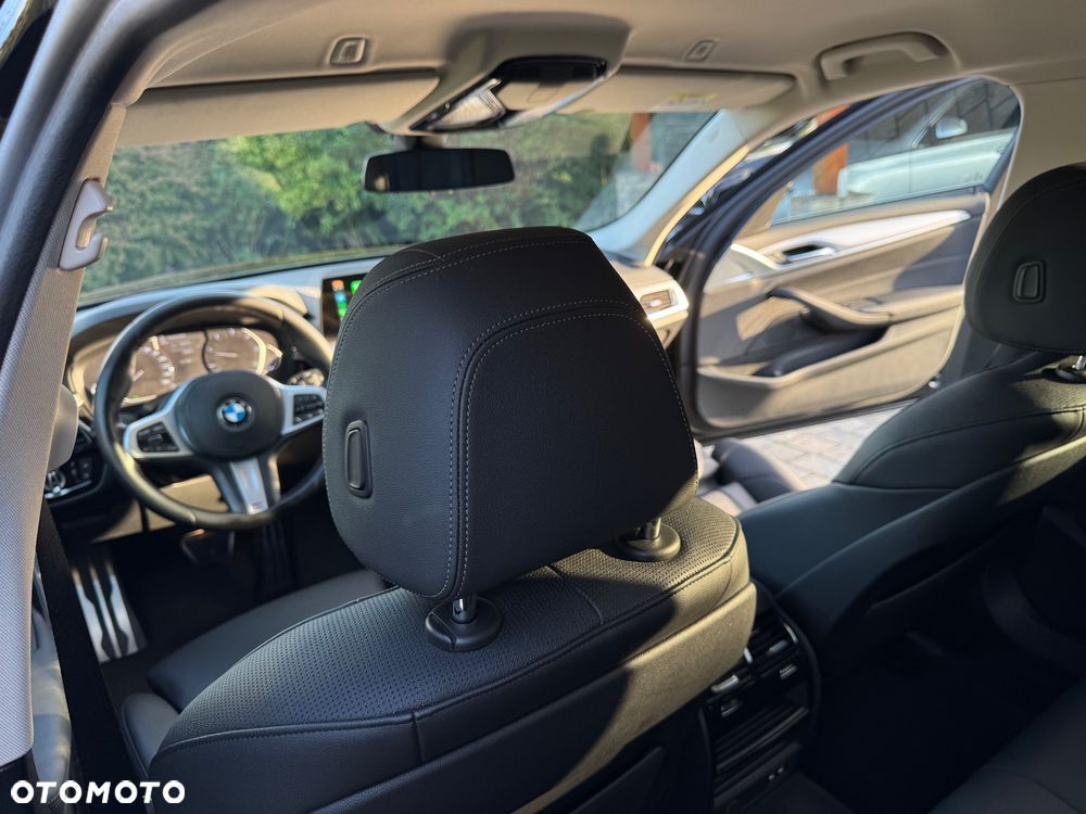 BMW Seria 5 520d Luxury Line - 27