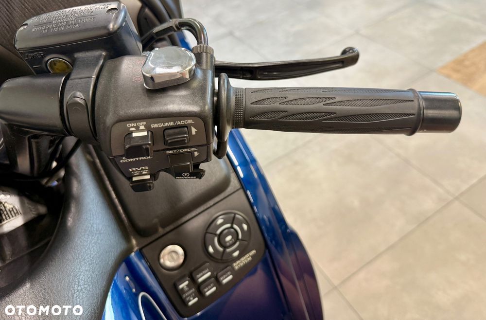 Honda GL - 13