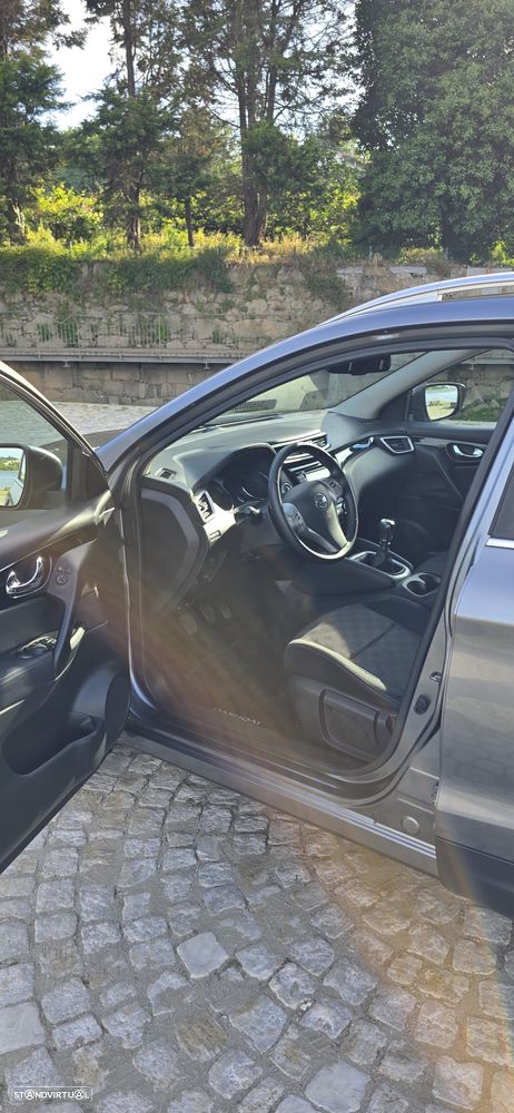 Nissan Qashqai 1.5 dCi N-Connecta - 13