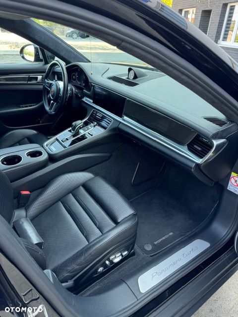 Porsche Panamera - 9