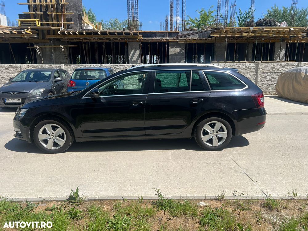 Skoda Octavia 1.6 TDI DSG Ambition - 3