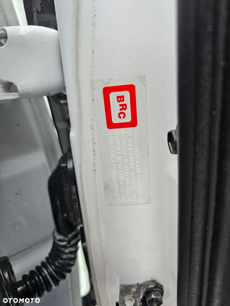 Suzuki Swift 1.2 4x4 Club - 25