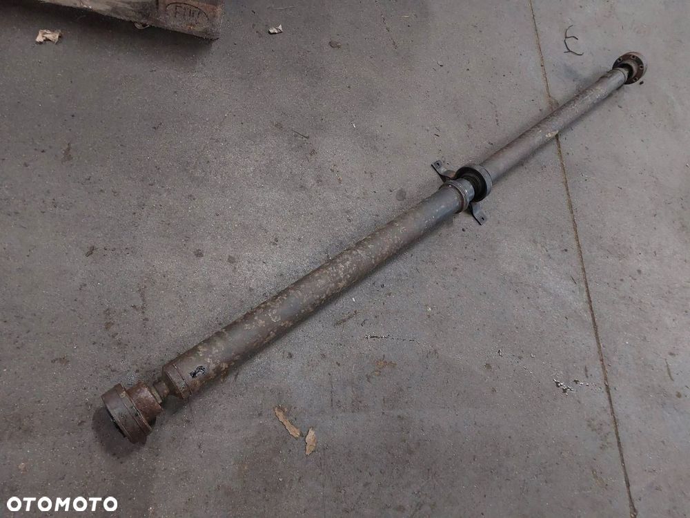 WAŁ NAPĘDOWY AUDI A8 D3 3.0 TDI AUTOMAT 4E0521101D - 3