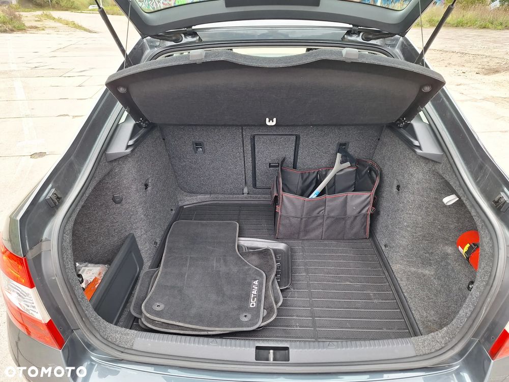 Skoda Octavia 1.4 TSI Ambition - 19