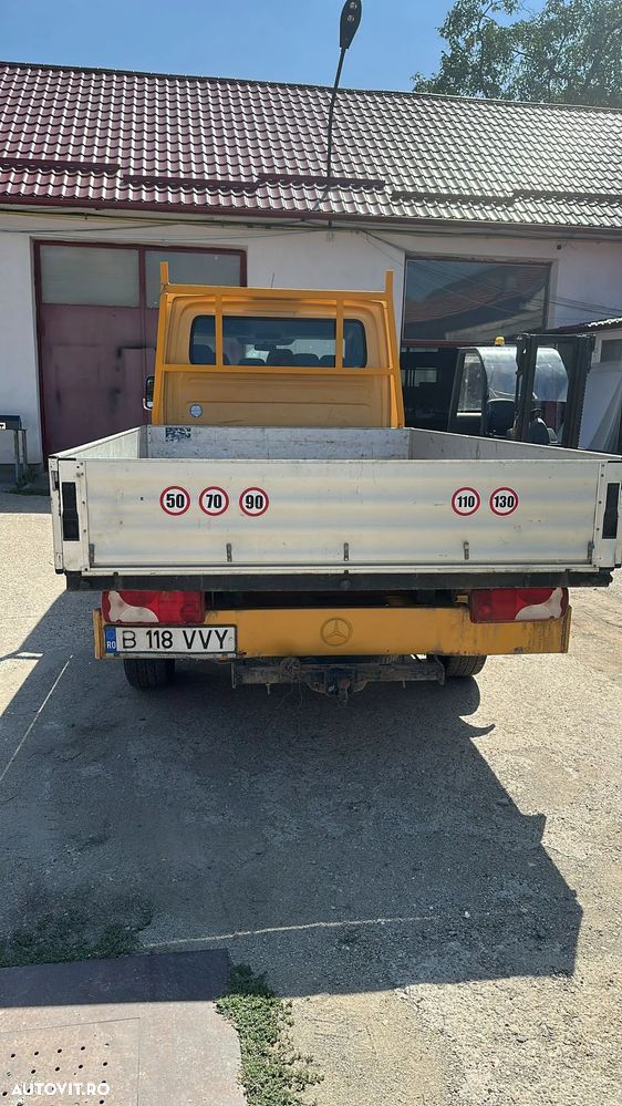 Mercedes-Benz Sprinter - 5