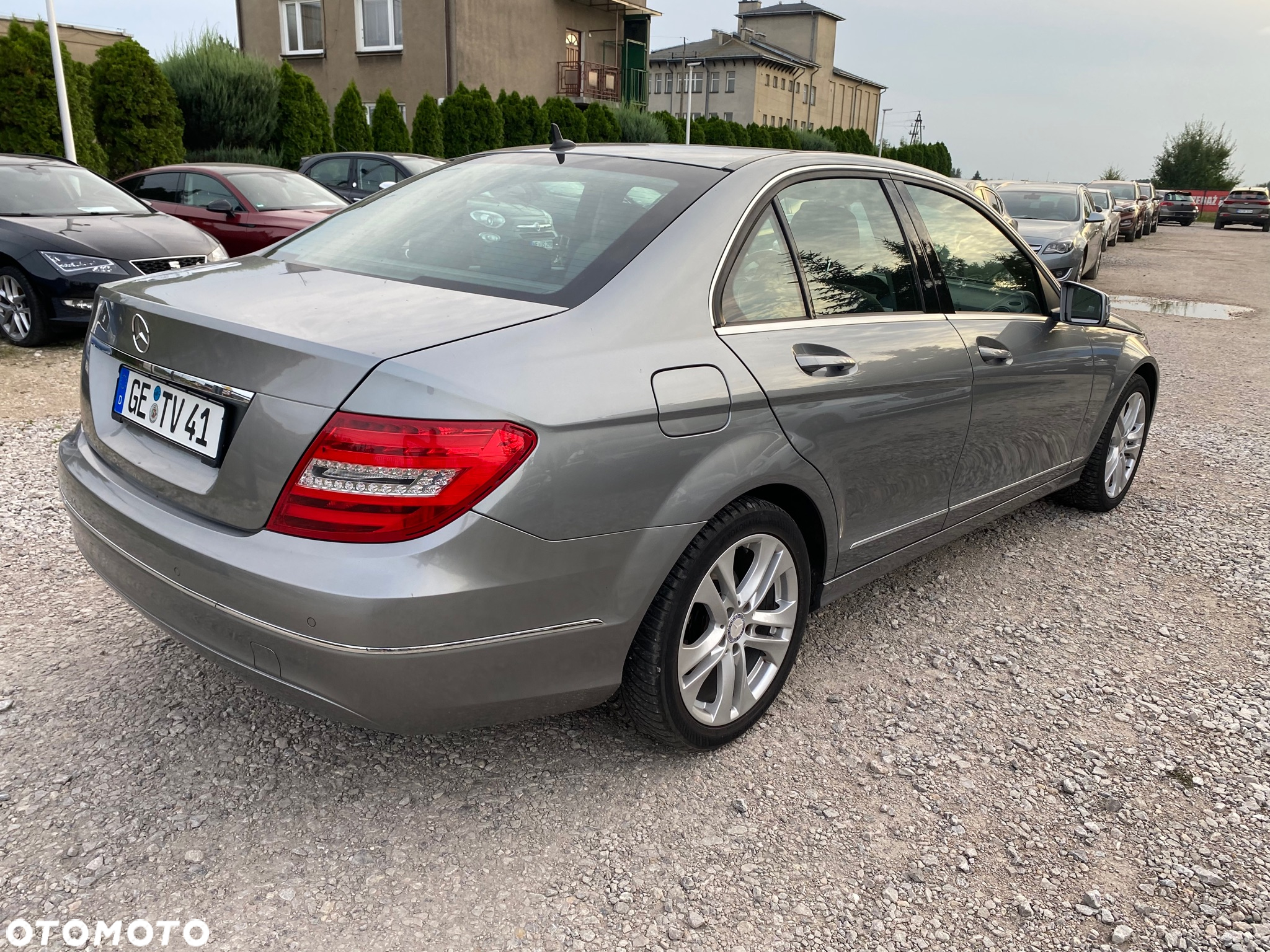 Mercedes-Benz Klasa C 180 (BlueEFFICIENCY) Avantgarde - 6