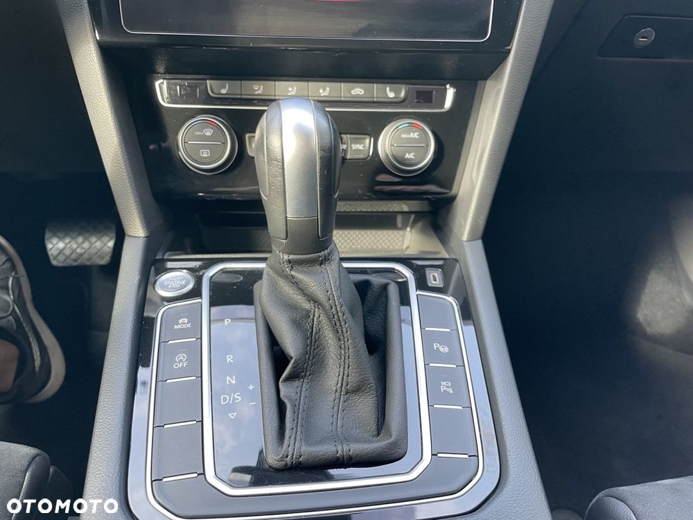 Volkswagen Passat 2.0 TDI BMT Highline DSG - 32