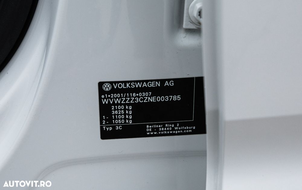 Volkswagen Passat 2.0 TDI SCR DSG Business - 28