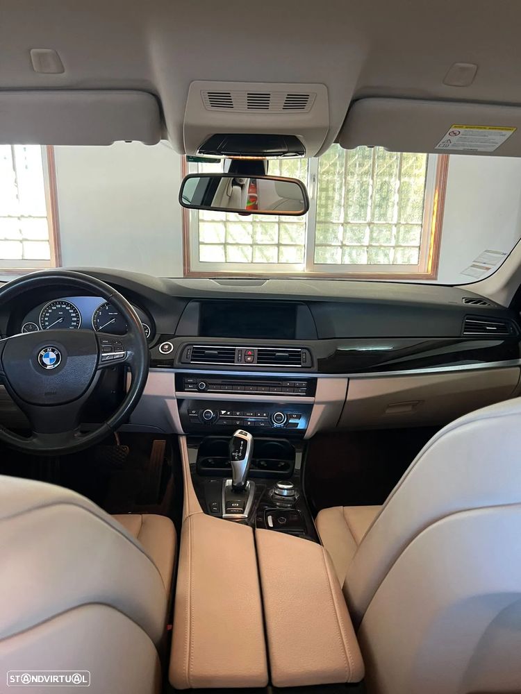 BMW 528 i Auto - 12