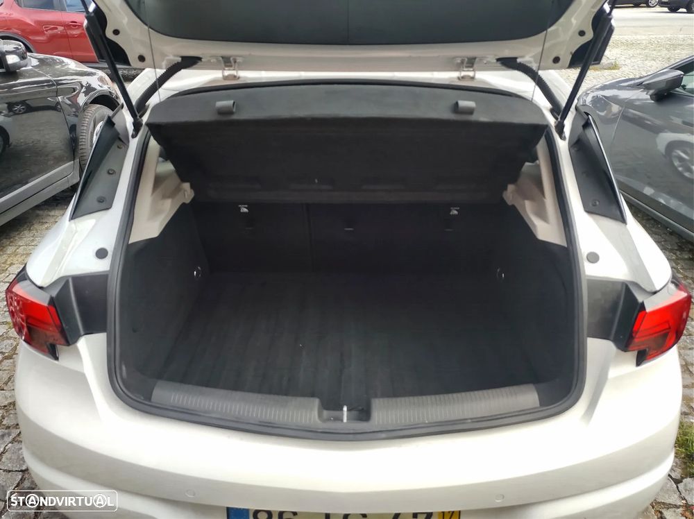 Opel Astra 1.0 Edition S/S J17 - 10