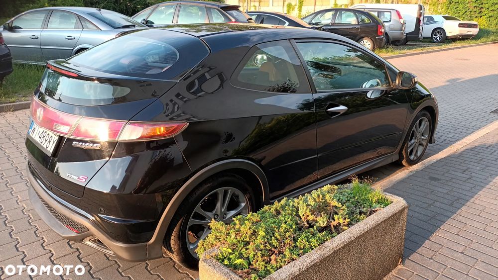 Honda Civic 1.8 TypeS - 9