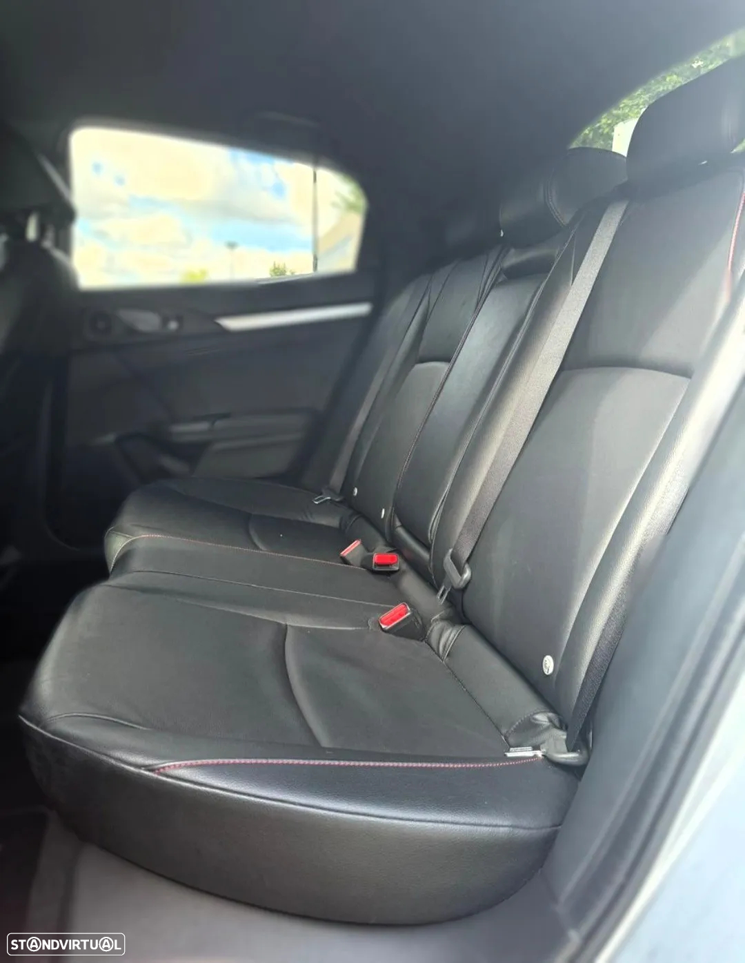 Honda Civic 1.0 i-VTEC Elegance Navi - 19